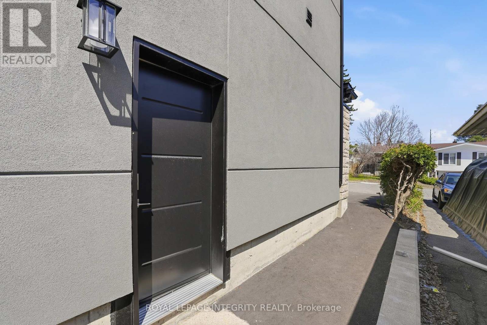 984 Watson Street, Ottawa, Ontario  K2B 6C2 - Photo 37 - X13050468