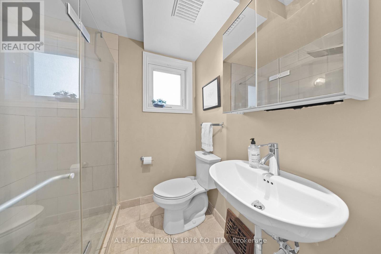 564 Tweedsmuir Avenue, Ottawa, Ontario  K1Z 5P2 - Photo 11 - X13054784