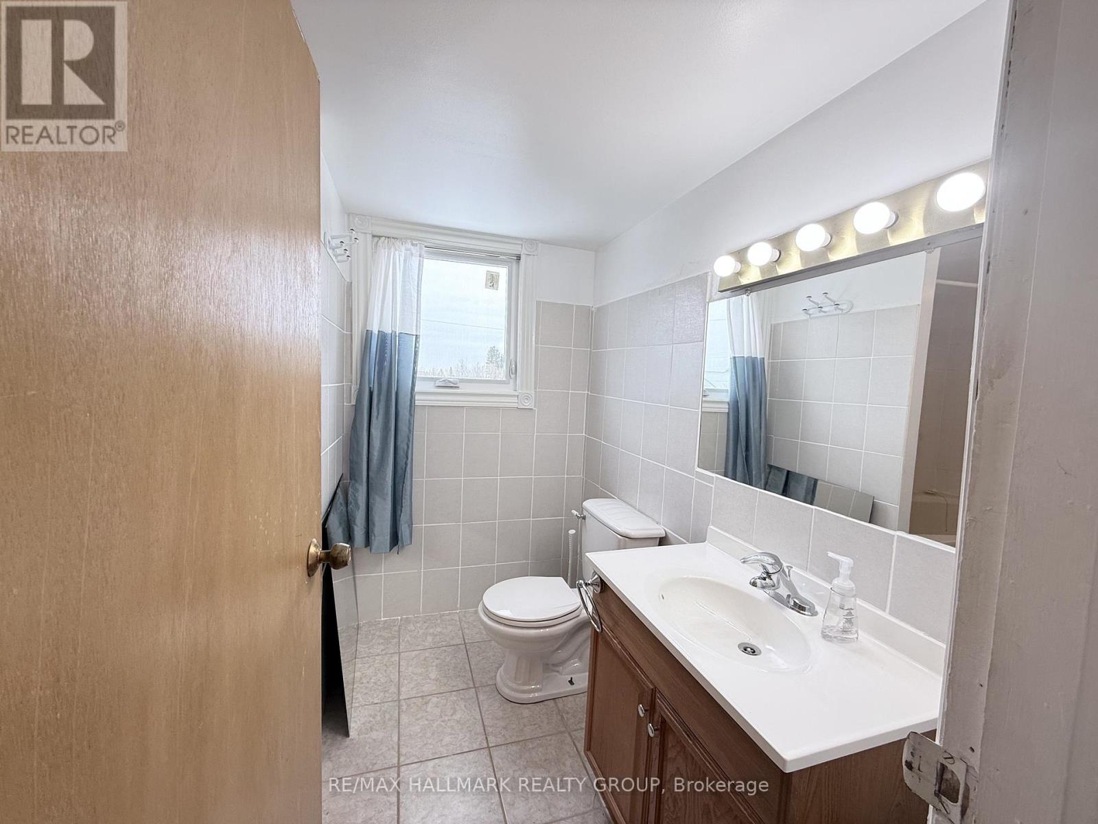 Upper Level - 612 Russell Road, Clarence-Rockland, Ontario  K0A 2A0 - Photo 12 - X13055690