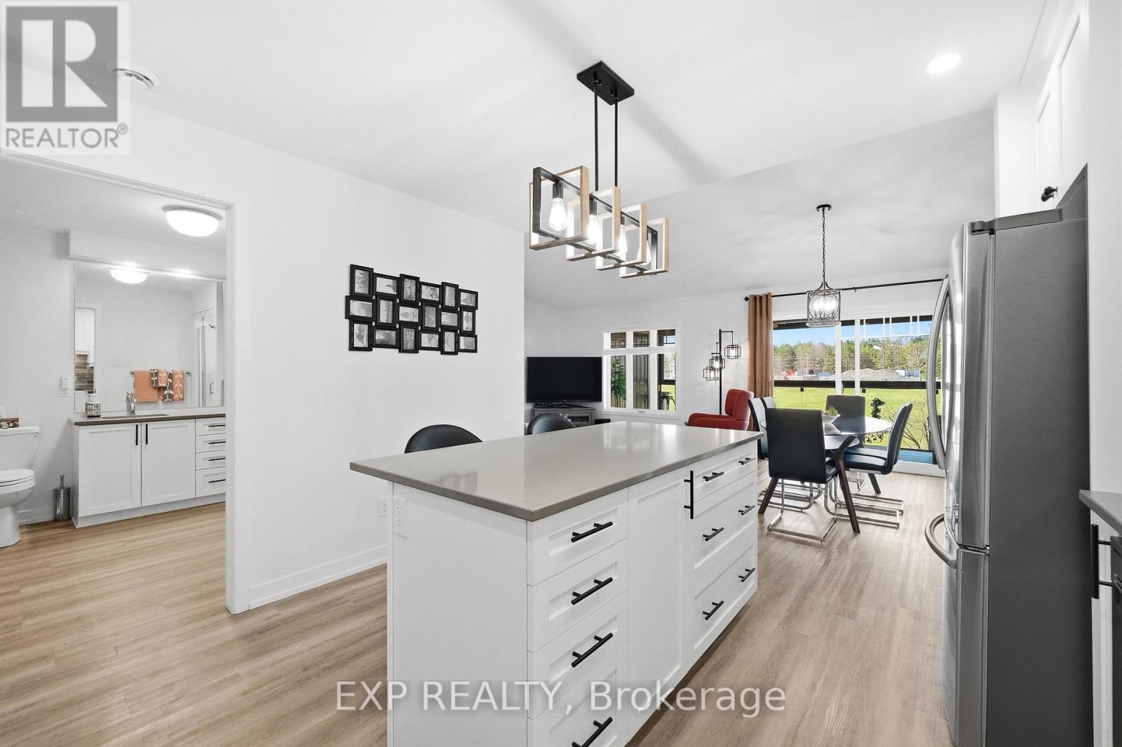 2114 - 312 Masters Lane, Clarence-Rockland, Ontario  K4K 0L3 - Photo 10 - X13060014