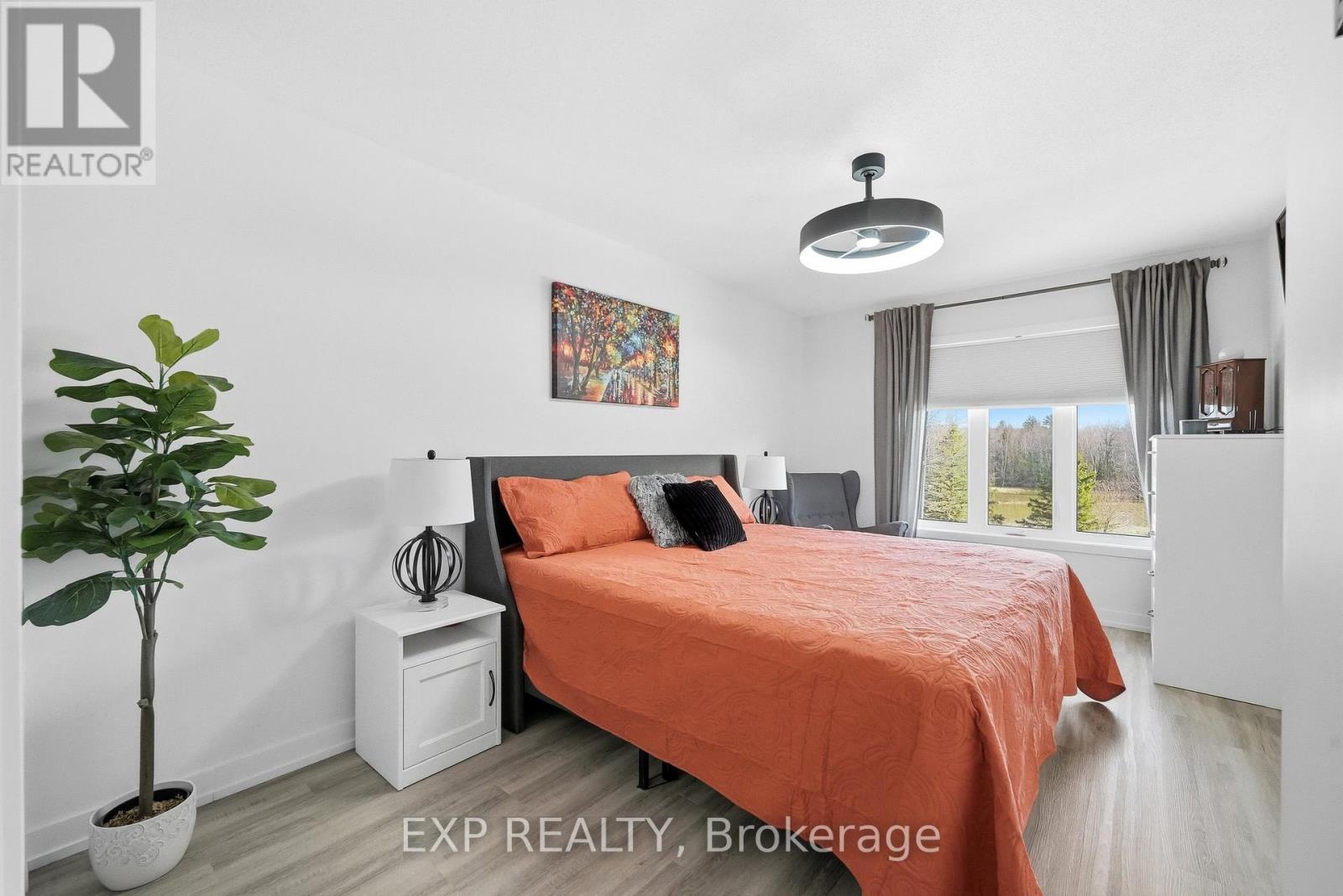 2114 - 312 Masters Lane, Clarence-Rockland, Ontario  K4K 0L3 - Photo 4 - X13060014