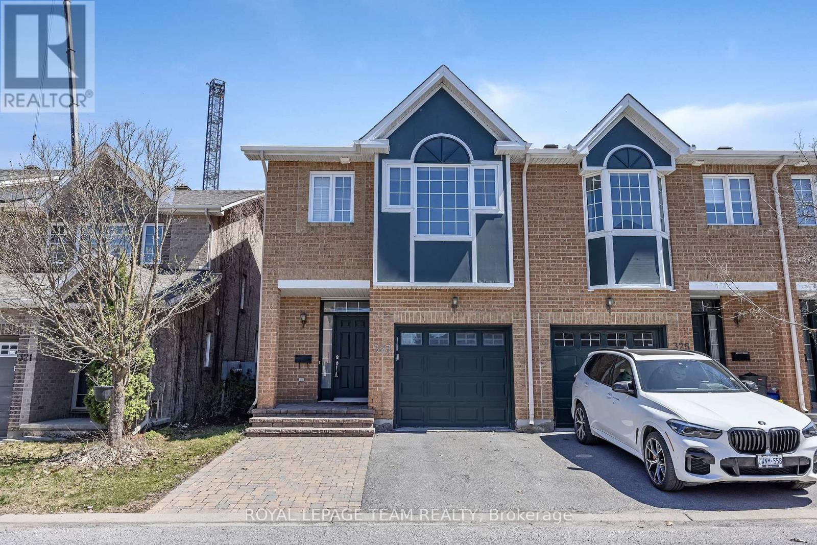 323 Freedom Private, Ottawa, Ontario  K1G 6W3 - Photo 1 - X13066126