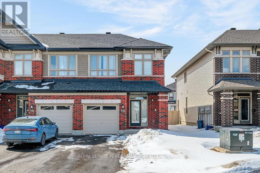 790 Cairn Cres Crescent E, Ottawa, Ontario  K1W 0P7 - Photo 1 - X13073352