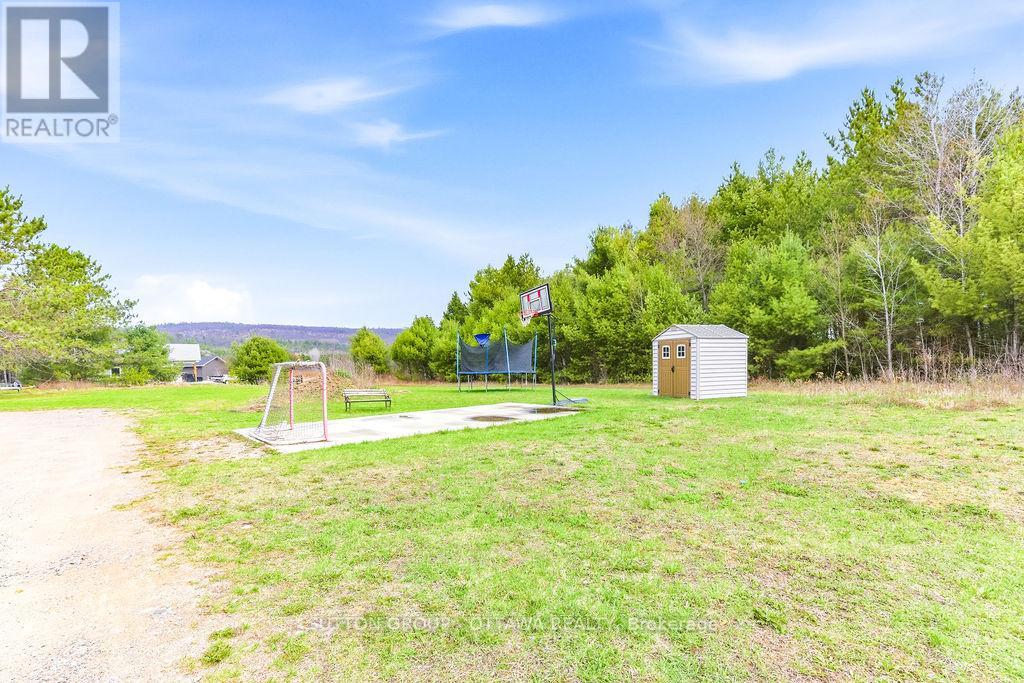 12 Eastern Avenue, Greater Madawaska, Ontario  K0J 2R0 - Photo 17 - X13091420