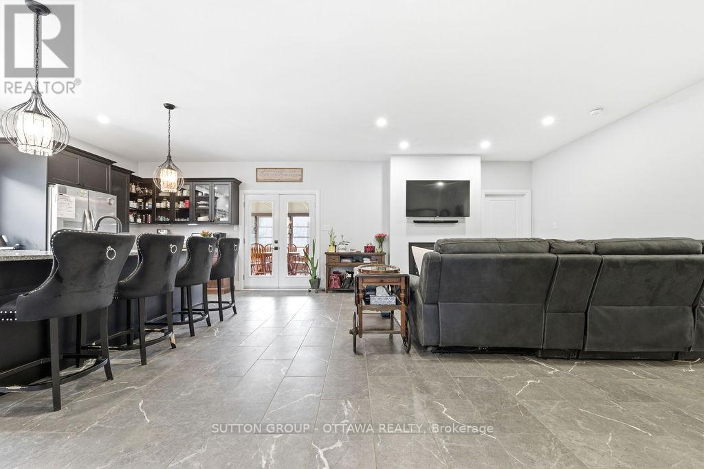 12 Eastern Avenue, Greater Madawaska, Ontario  K0J 2R0 - Photo 43 - X13091420