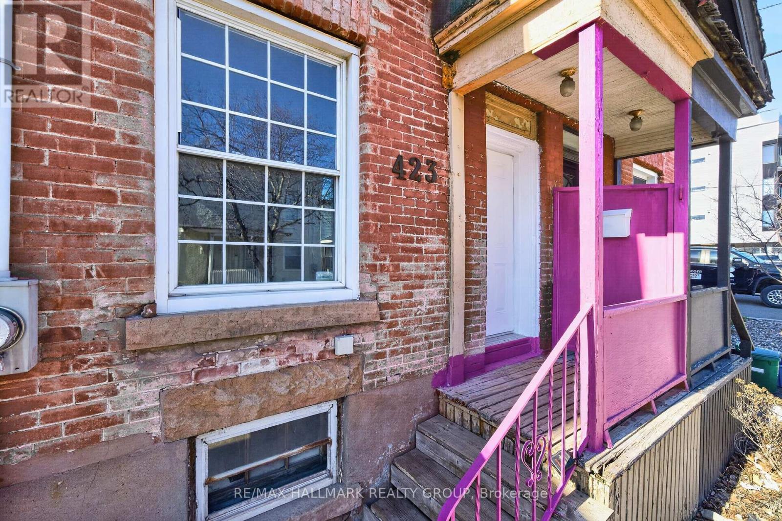 423 Arlington Avenue, Ottawa, Ontario  K1R 6Z7 - Photo 3 - X13101682