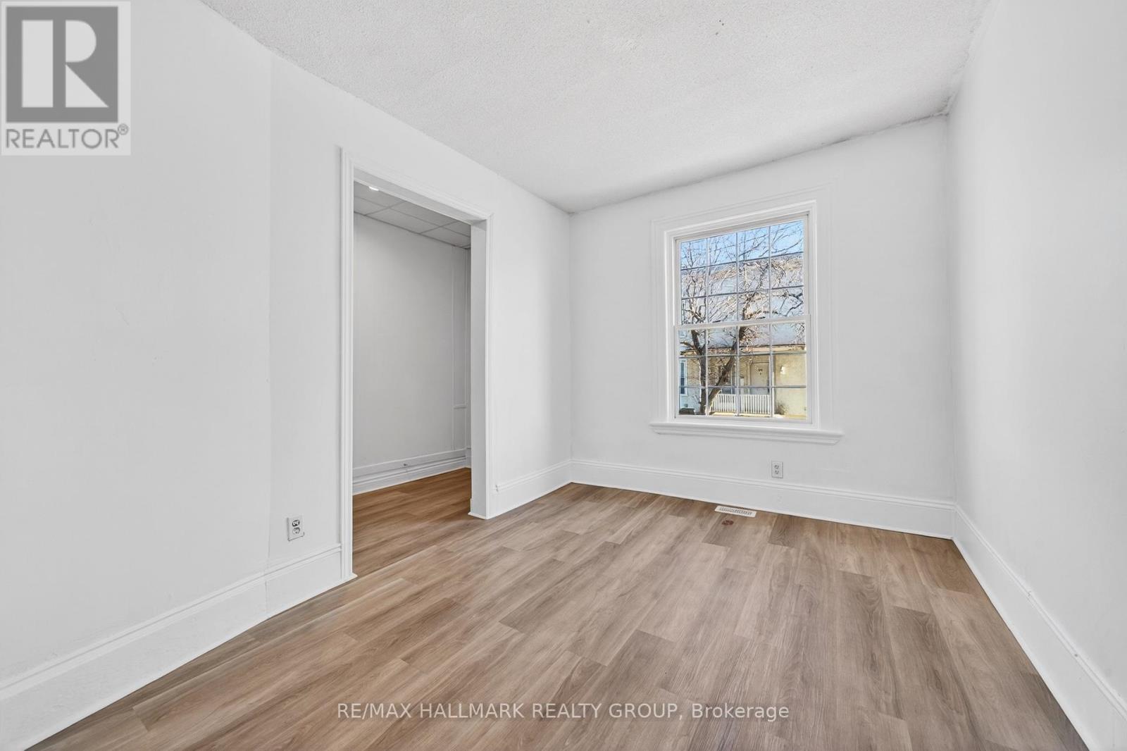 423 Arlington Avenue, Ottawa, Ontario  K1R 6Z7 - Photo 8 - X13101682