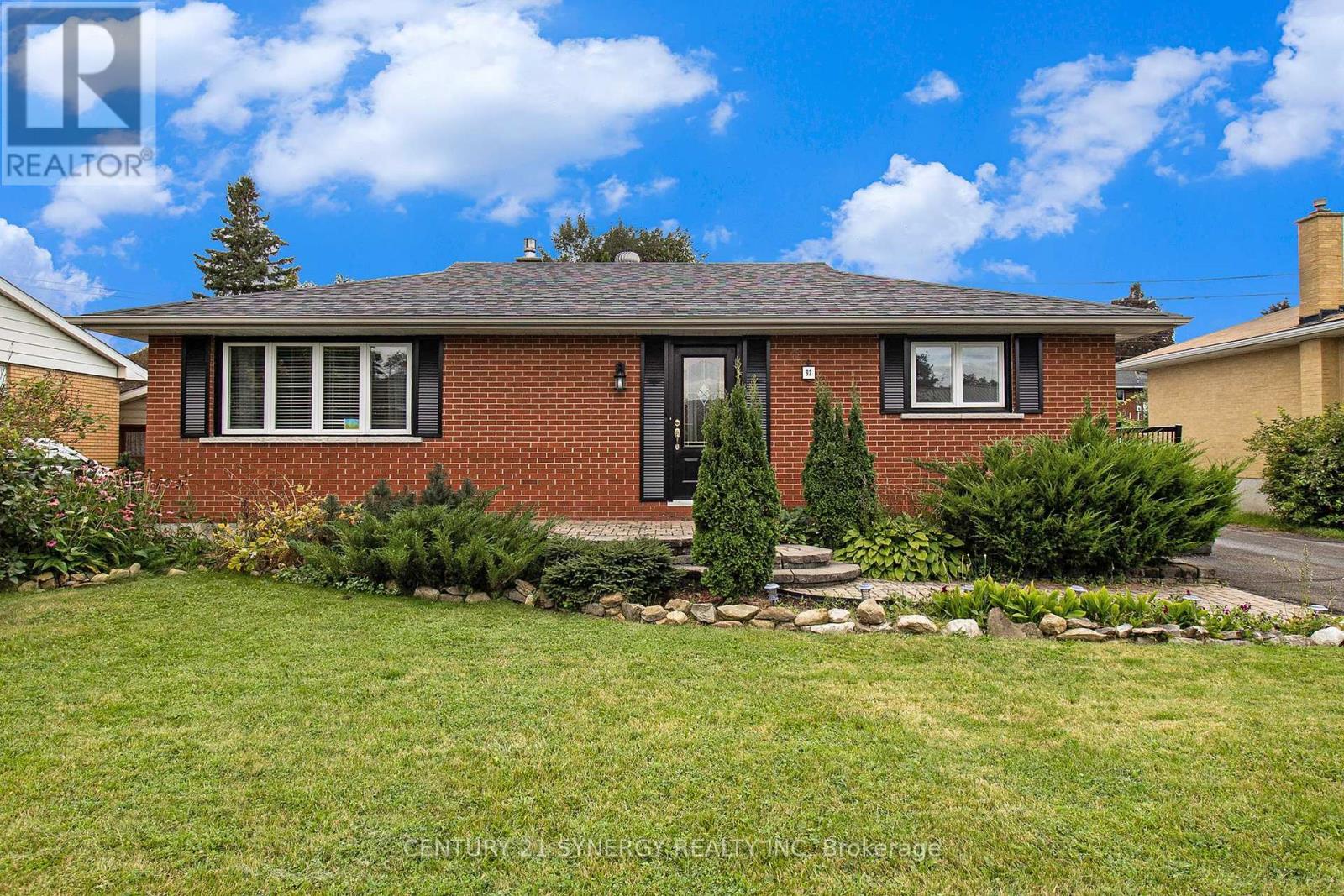 92 Jasper Avenue, Smiths Falls, Ontario  K7A 4E1 - Photo 2 - X13109284