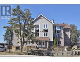 10 - 3 STONEBANK CRESCENT, Ottawa, Ontario