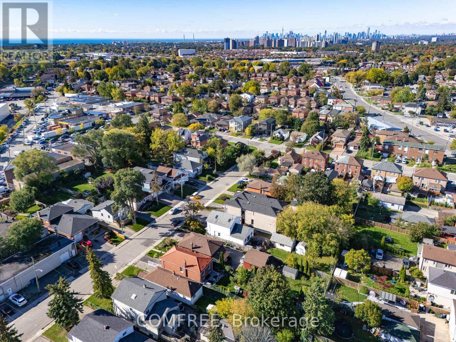 18 Glasgow Avenue, Toronto, Ontario  M1K 1C1 - Photo 16 - E13119114