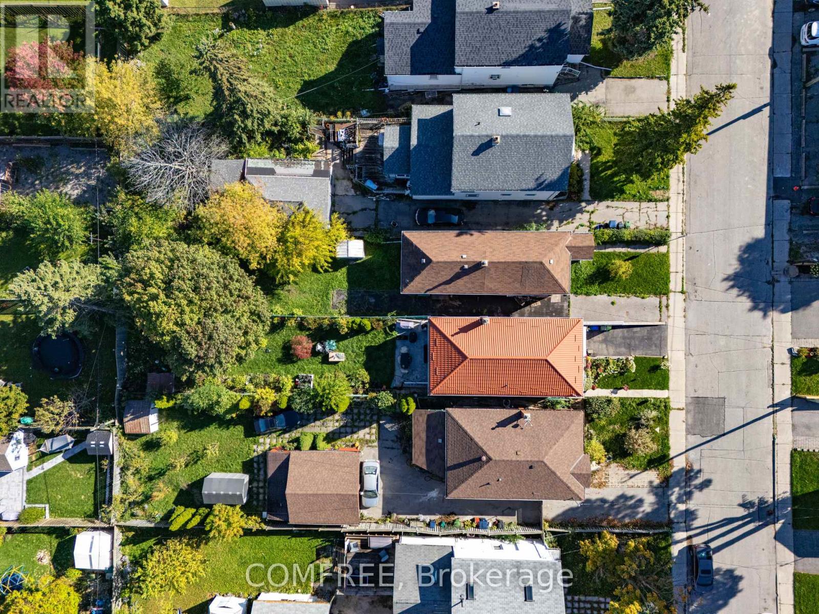 18 Glasgow Avenue, Toronto, Ontario  M1K 1C1 - Photo 19 - E13119114