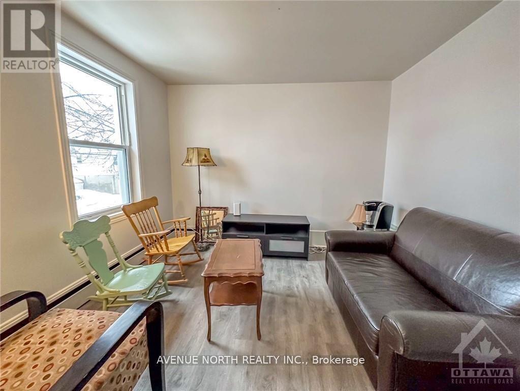 216 Hannah Street, Ottawa, Ontario  K1L 7M8 - Photo 14 - X13123766