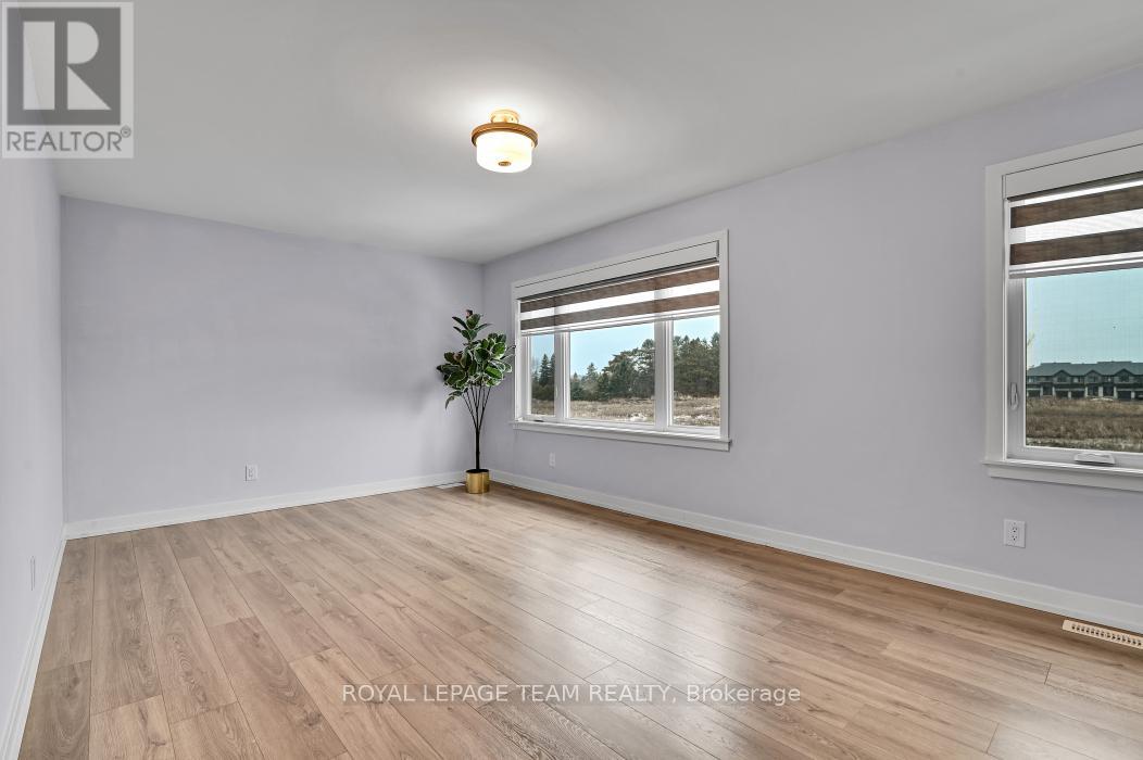 912 Duxbury Lane, Ottawa, Ontario  K4M 0M2 - Photo 23 - X13412382