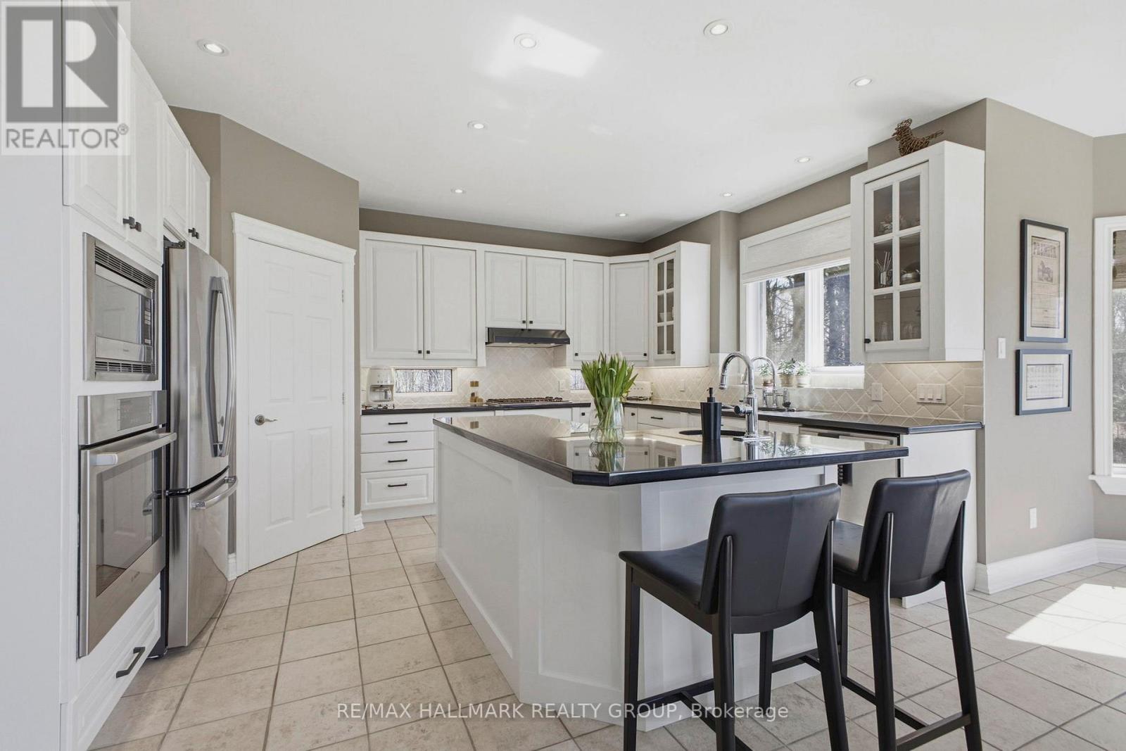 1518 Monaghan Lane, Ottawa, Ontario  K2W 1B4 - Photo 16 - X13425960