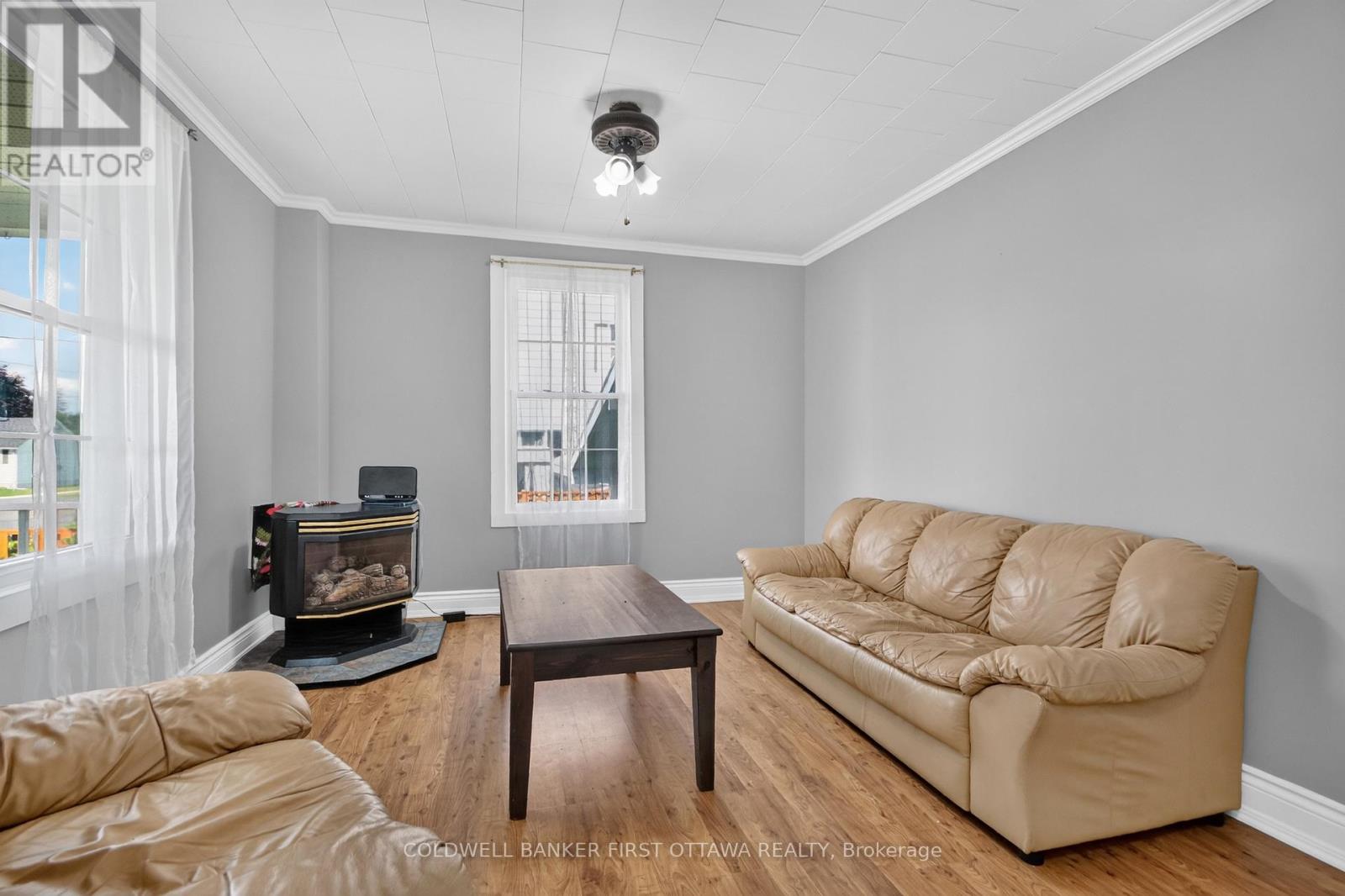 9 Maud Street, South Dundas, Ontario  K0C 1X0 - Photo 12 - X13499004