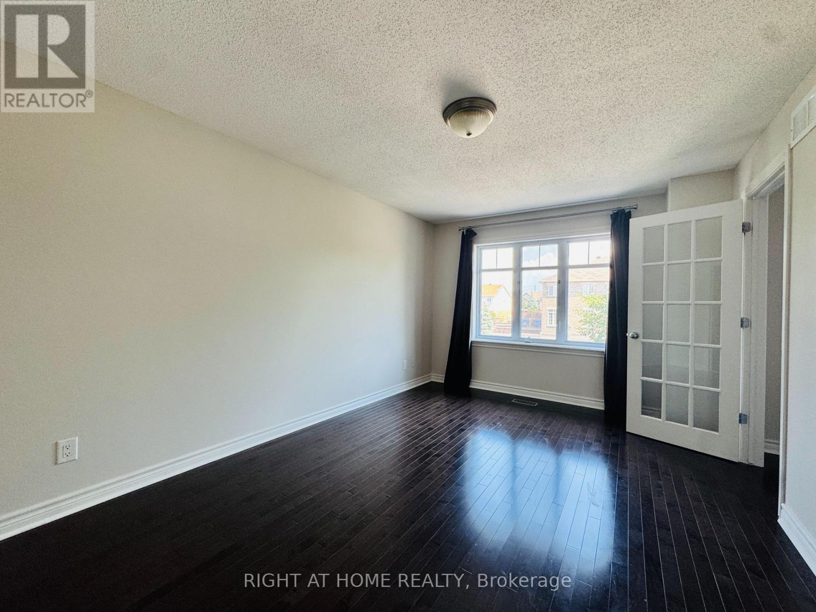 204 Badgeley Avenue, Ottawa, Ontario  K2T 0A4 - Photo 13 - X13499136