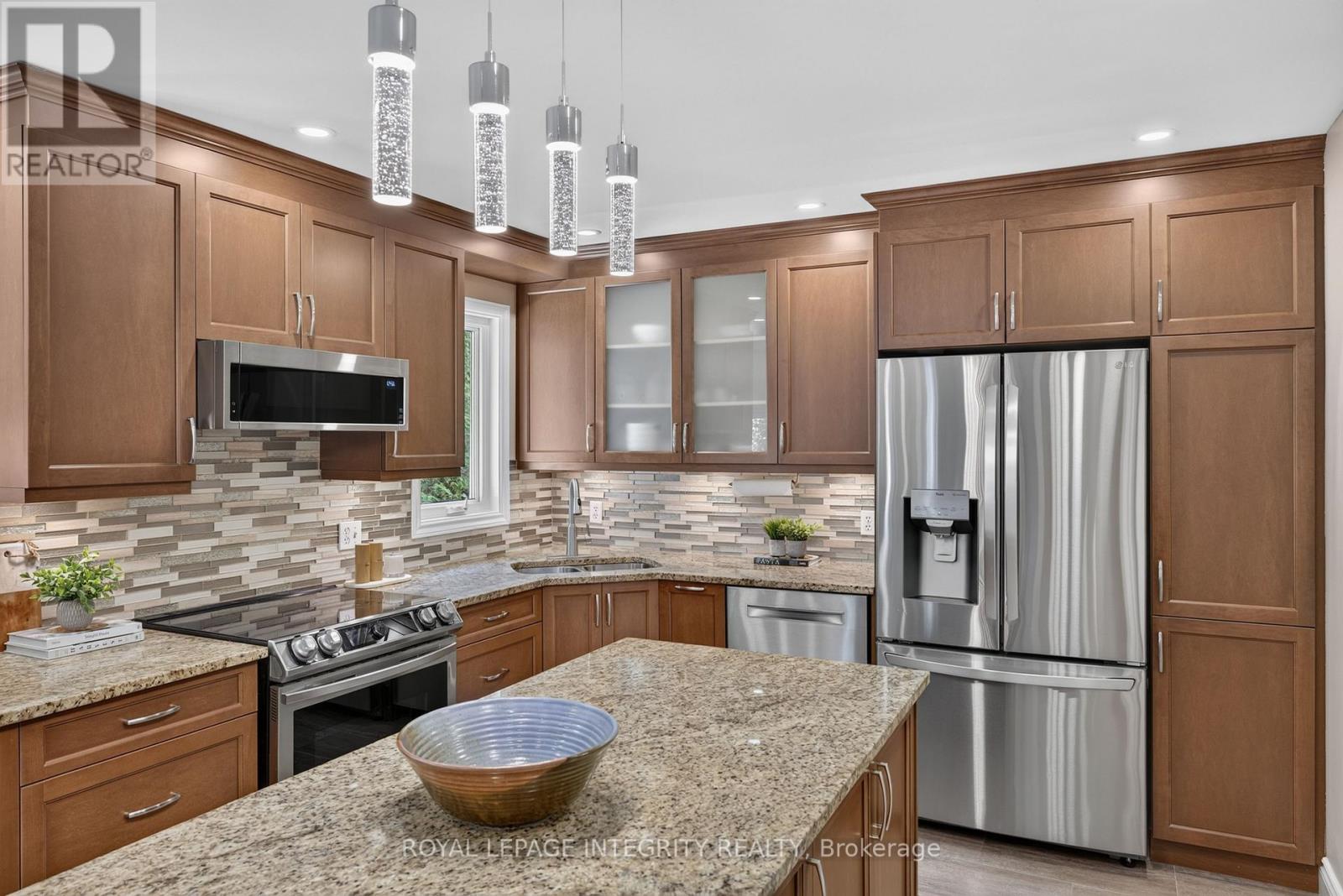 38 Pebble Creek Crescent, Ottawa, Ontario  K2M 2L4 - Photo 14 - X13544434