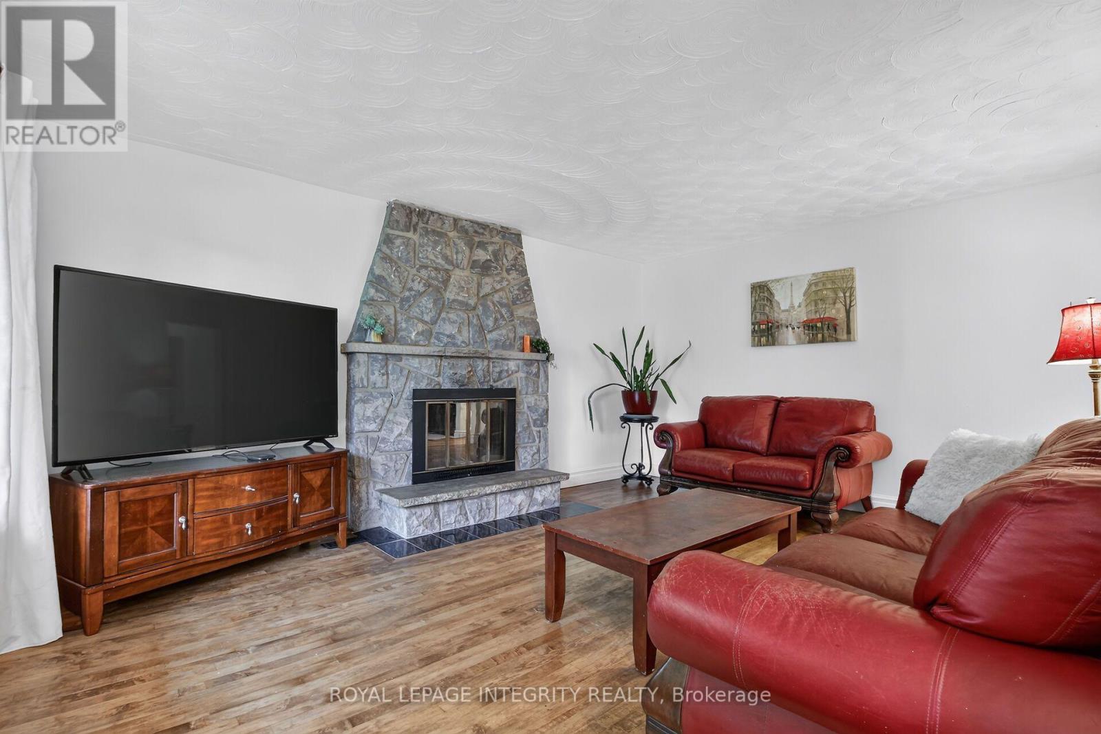 333 Charron Street, Clarence-Rockland, Ontario  K4K 1B2 - Photo 5 - X13618576