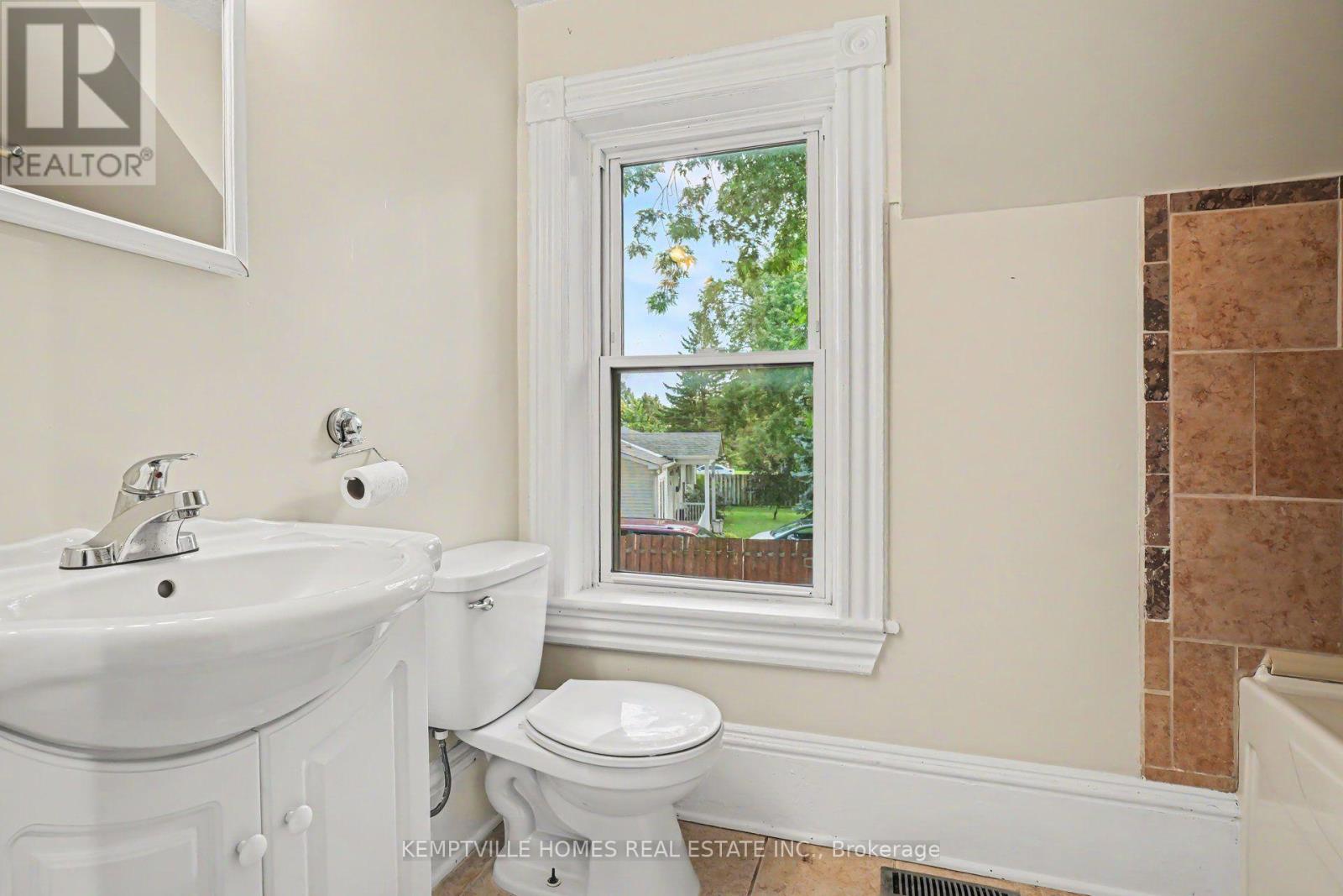 616 Rideau Street, North Grenville, Ontario  K0G 1J0 - Photo 27 - X13669506