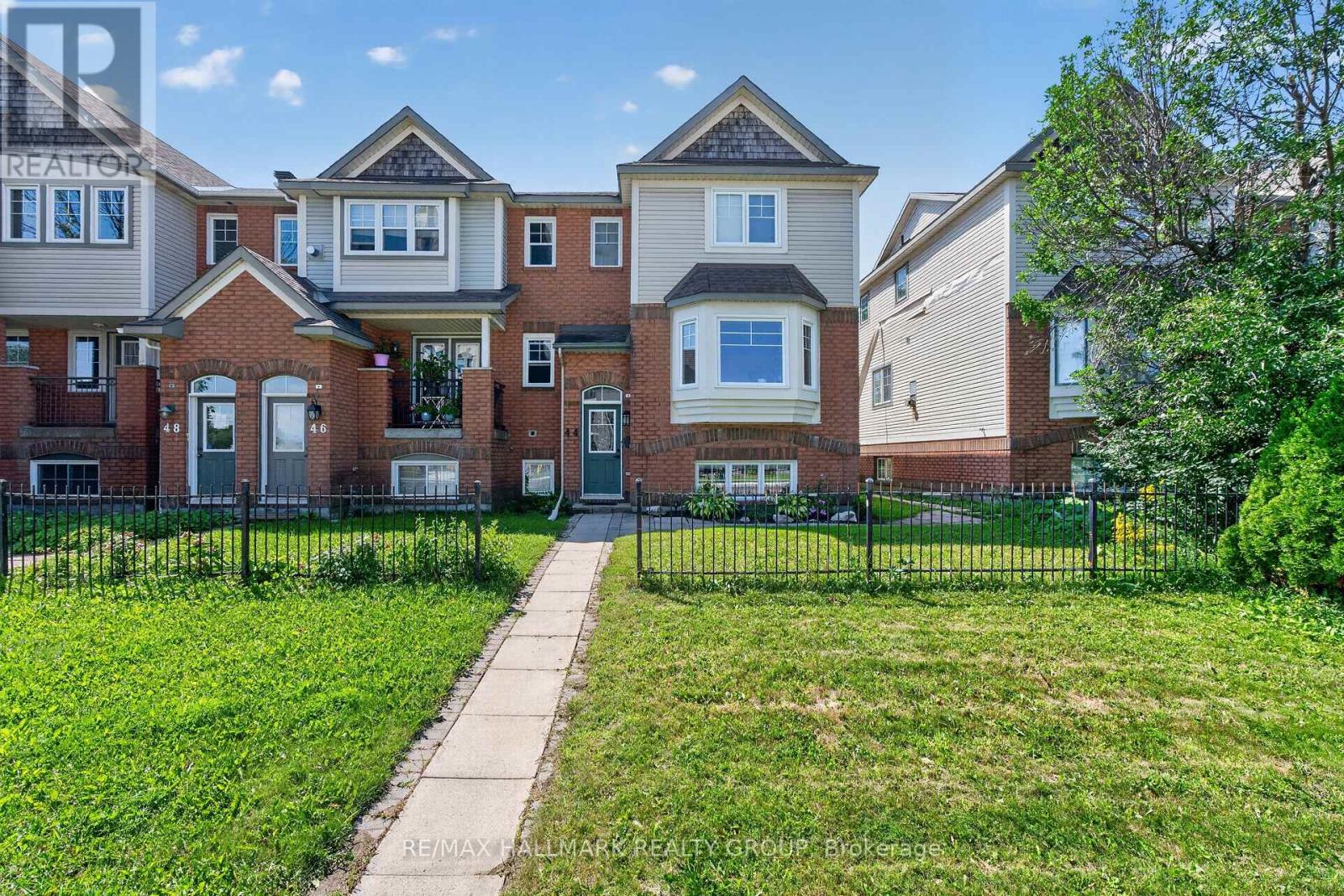 44 Centrepointe Drive, Ottawa, Ontario  K2G 6J5 - Photo 1 - X13672874