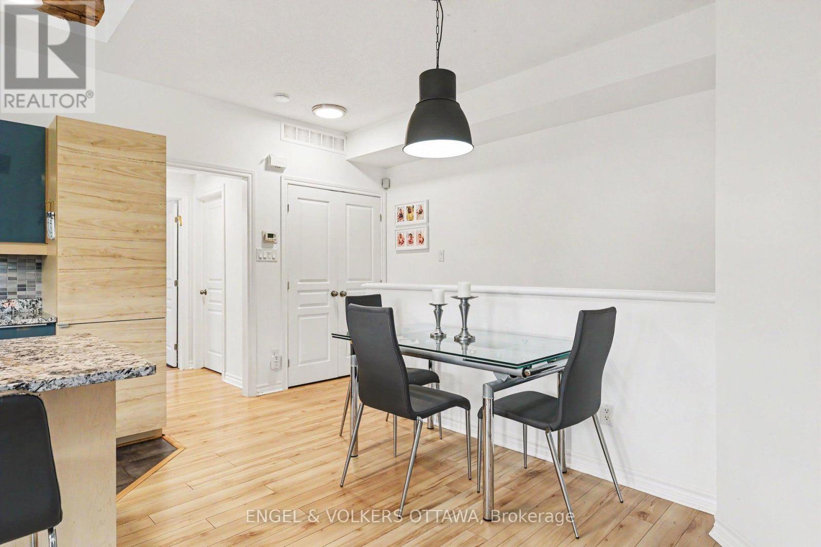 53 Hawkstone Gate, Ottawa, Ontario  K2K 0A3 - Photo 6 - X13674112