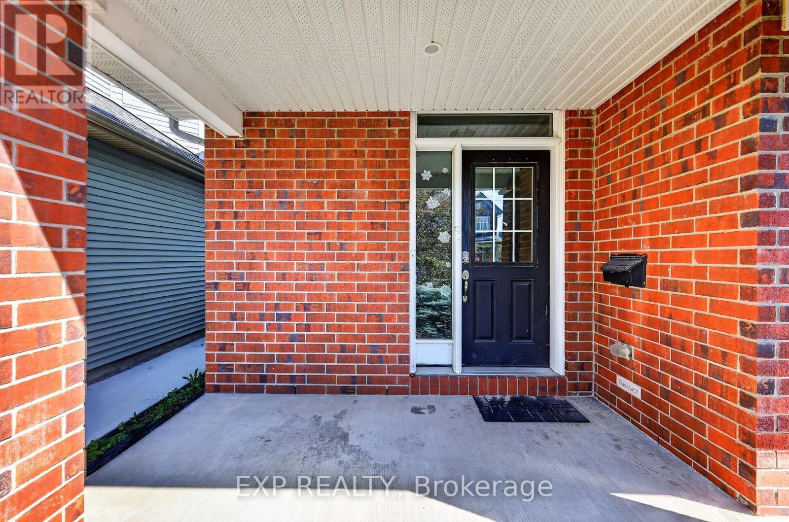 632 Willowmere Way, Ottawa, Ontario  K1T 0K2 - Photo 2 - X13828018