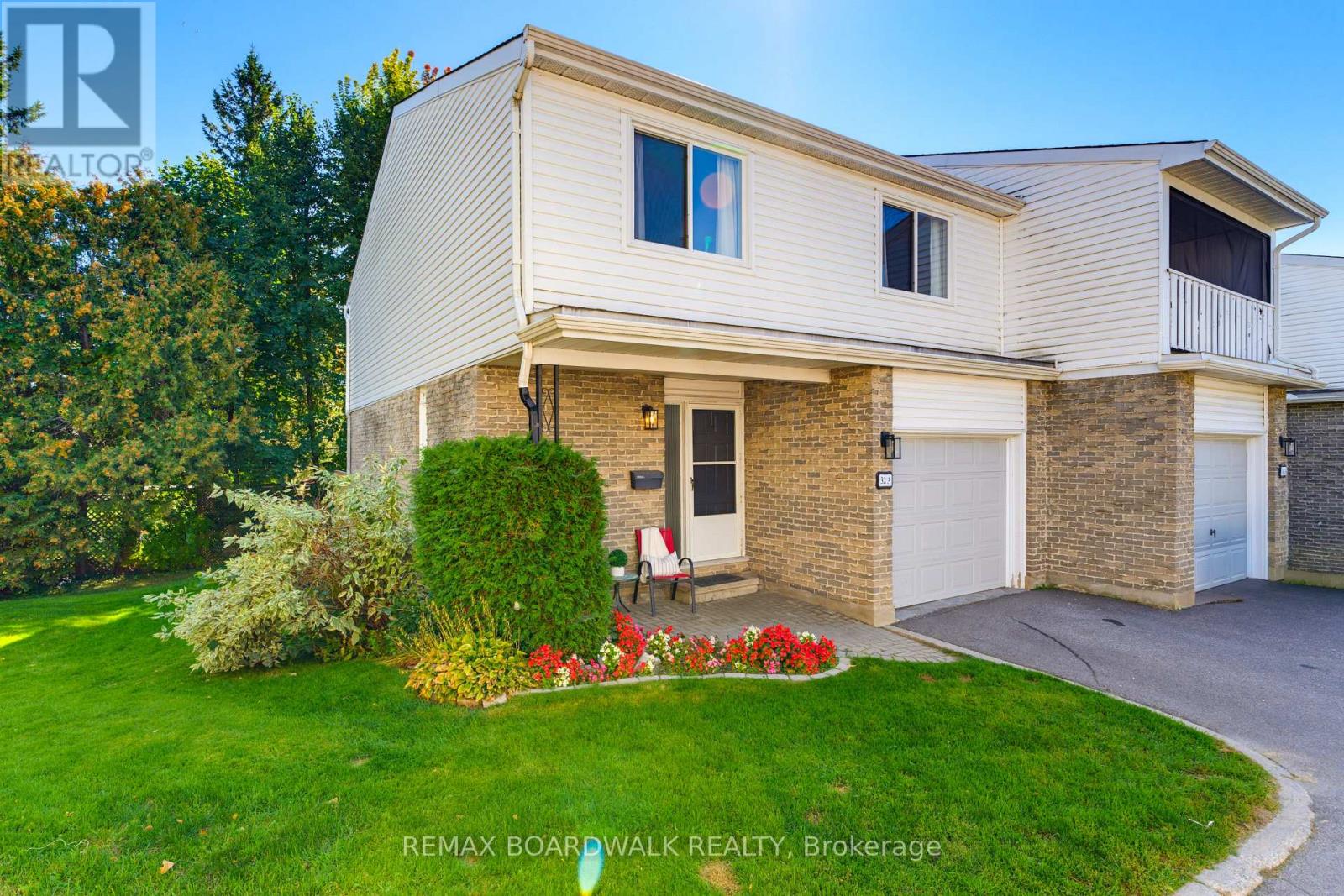 13 - 32a Black Forest Lane, Ottawa, Ontario  K2H 5C8 - Photo 2 - X13837274