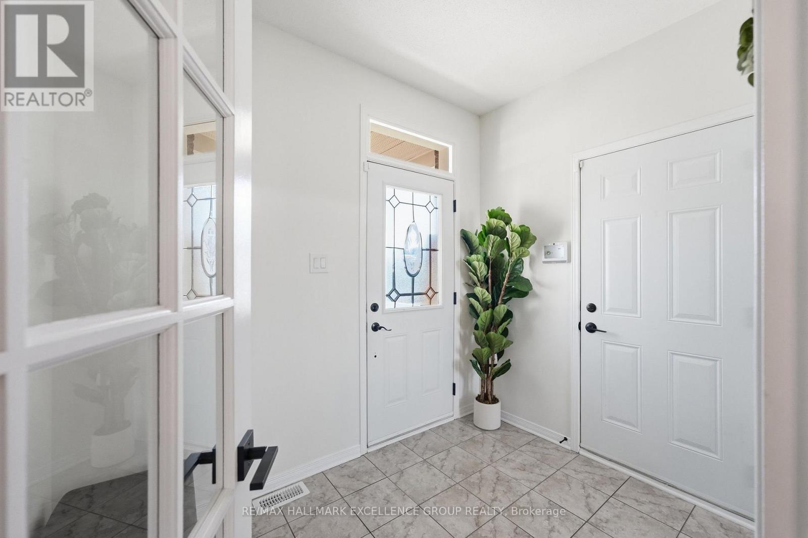 1611 Sebastien Crescent, Clarence-Rockland, Ontario  K4K 1V9 - Photo 3 - X13837590