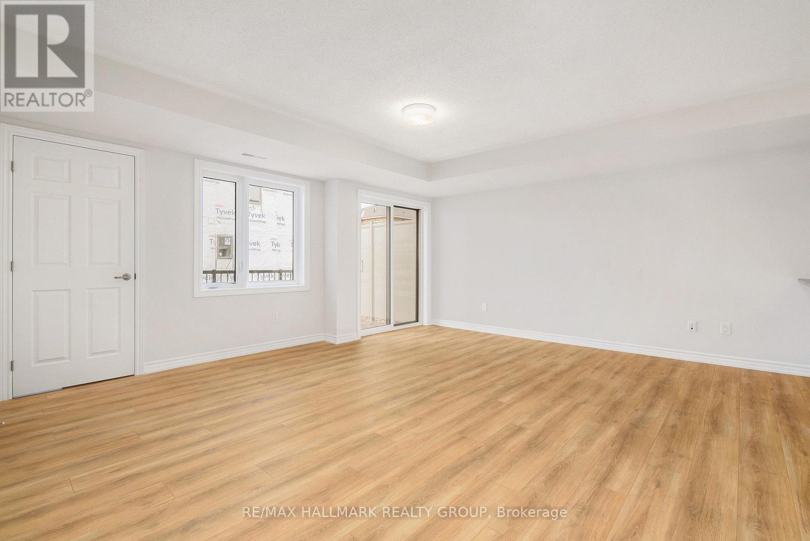 300 Zenith Private, Ottawa, Ontario  K2J 6N2 - Photo 3 - X13837716
